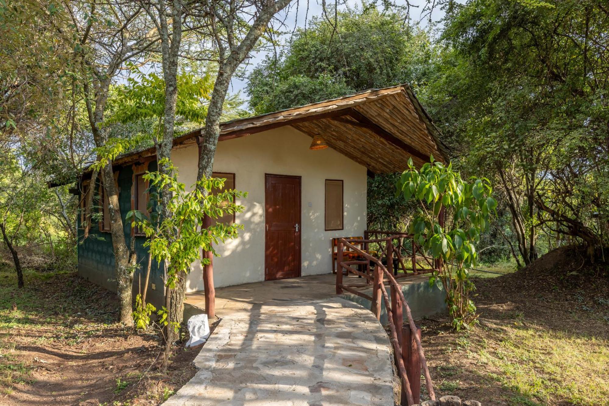 Sentrim Mara Lodge Ololaimutiek Exterior photo